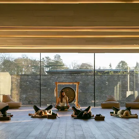 Chapel Flat In Broughton Hall * Skipton