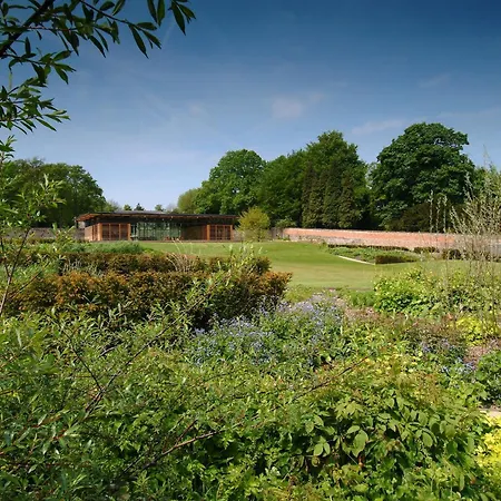 Chapel Flat In Broughton Hall 斯基普顿